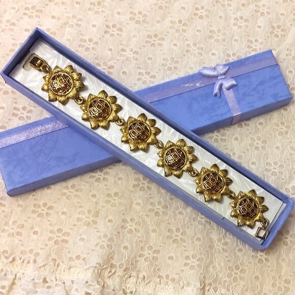 New Multi Link Sun Flowers Gold Tone Bracelet Women's Jewelry Gifts - Picture 6 of 7